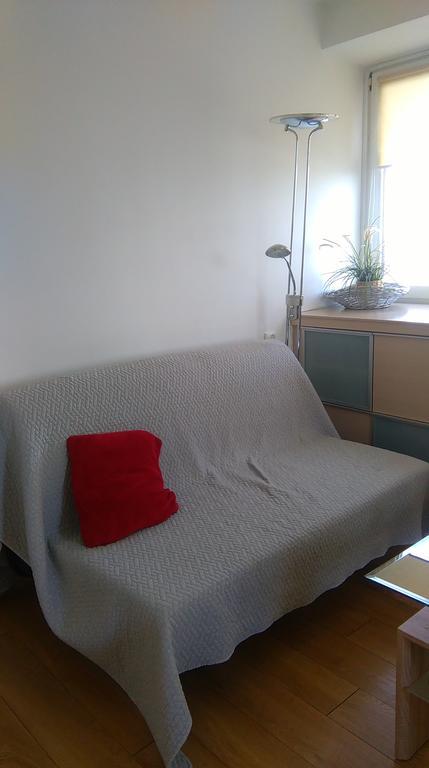 Alma Apartments วอร์ซอ ภายนอก รูปภาพ